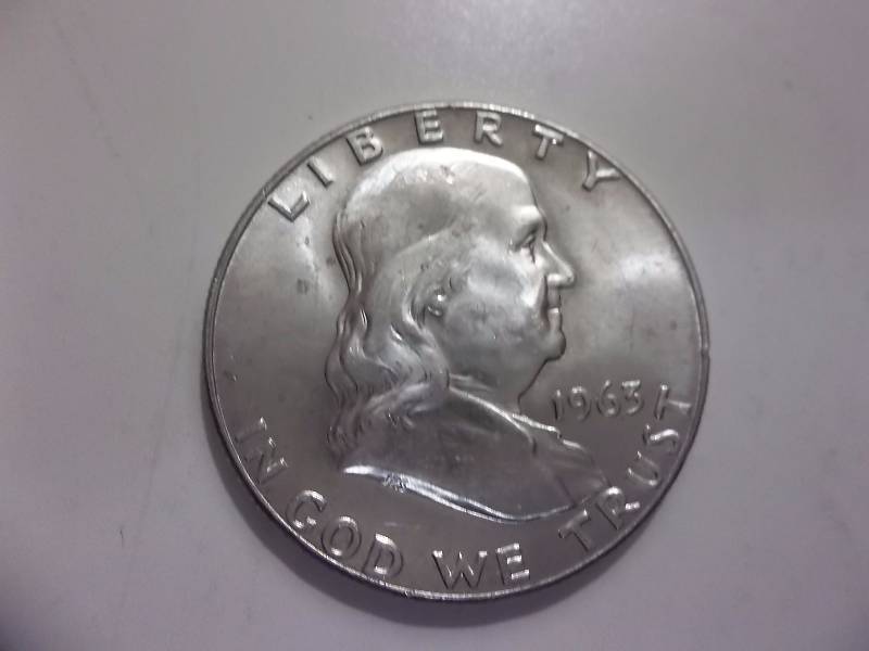 1963 D Franklin Half Dollar Better Grade & Brilliant