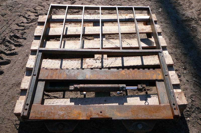 Side Shift Plate w ram