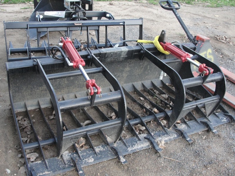 Unused Twin Cylinder 78 Rock Grapple