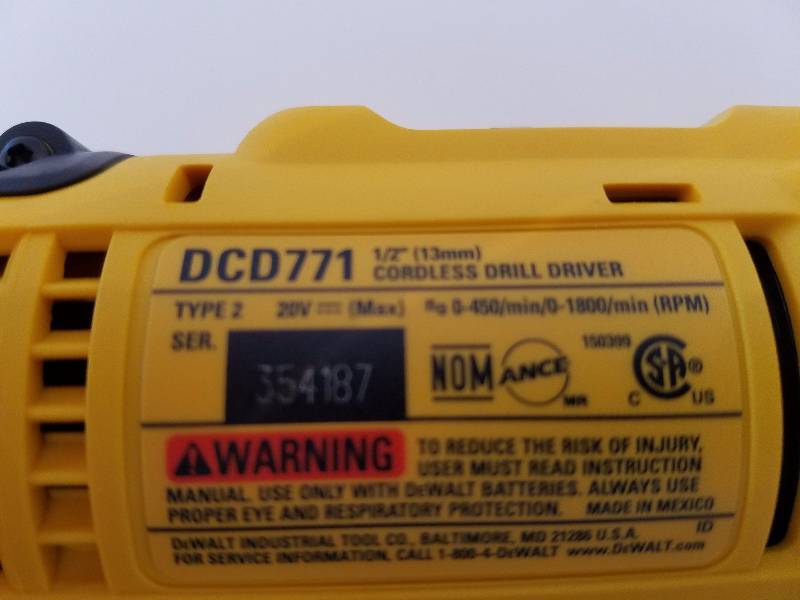 lot 33 image: DeWalt Cordless Drill Driver 20v MAX DCD 771