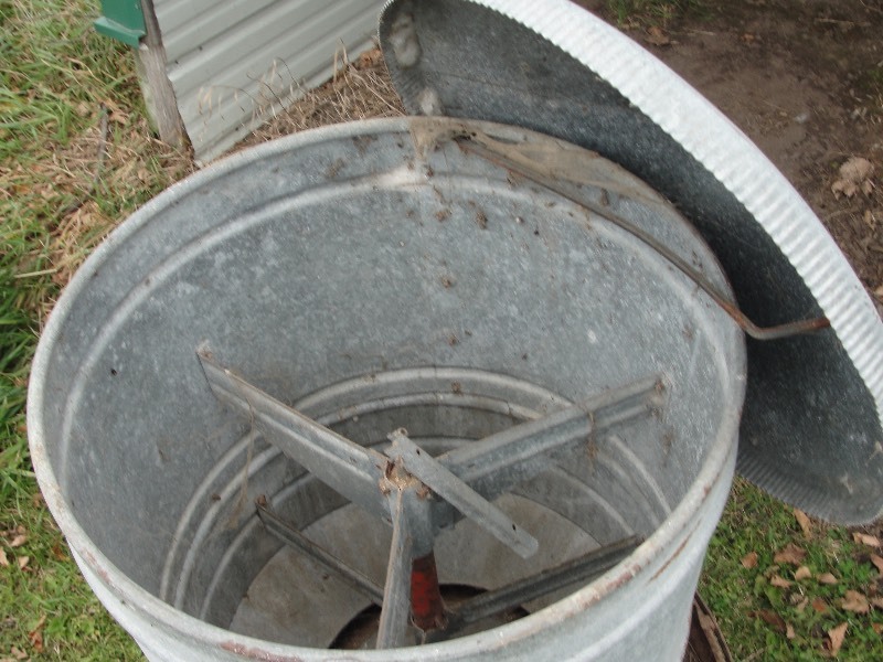 Pig Feeder