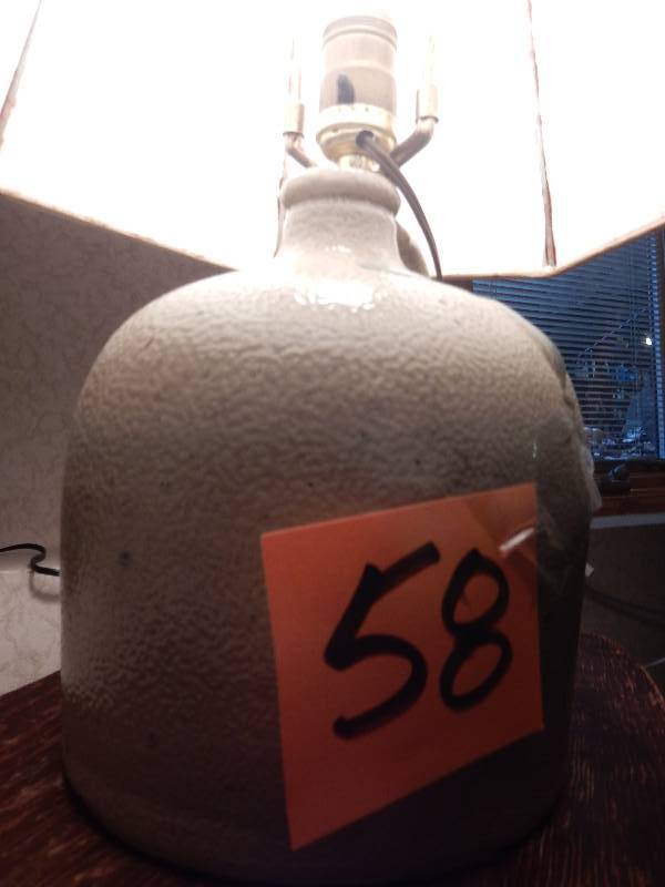 lot 58 image: Nice JUG Lamp.. Works well