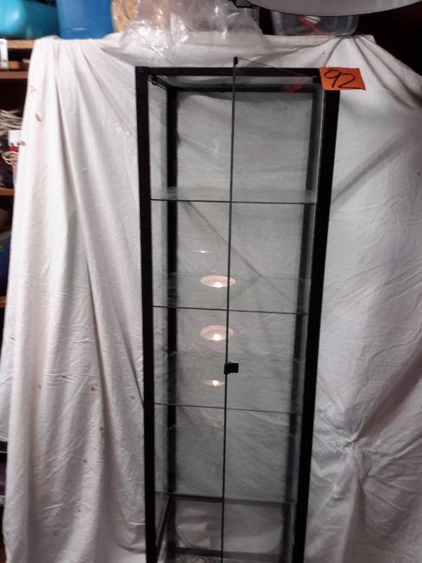 lot 92 image: Metal frame Curio Cabinet.. 4 sided..