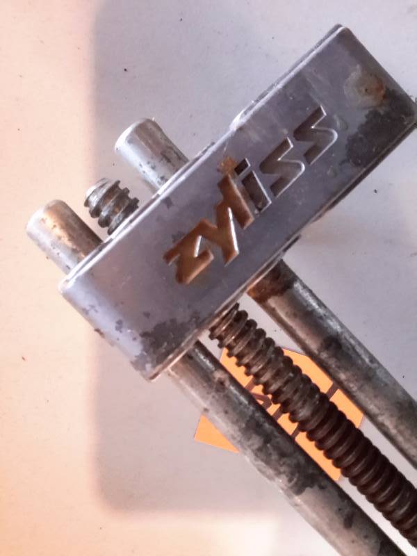 lot 114 image: ZYLISS Bench Vise