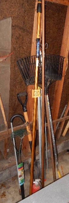 lot 120 image: Misc tools from the garage as shown