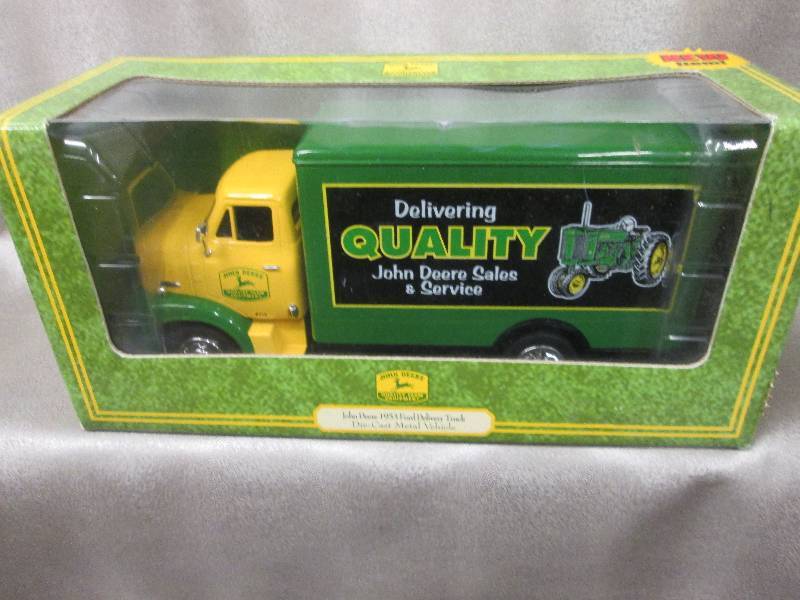 John Deere Metal Collectible 1953 F...