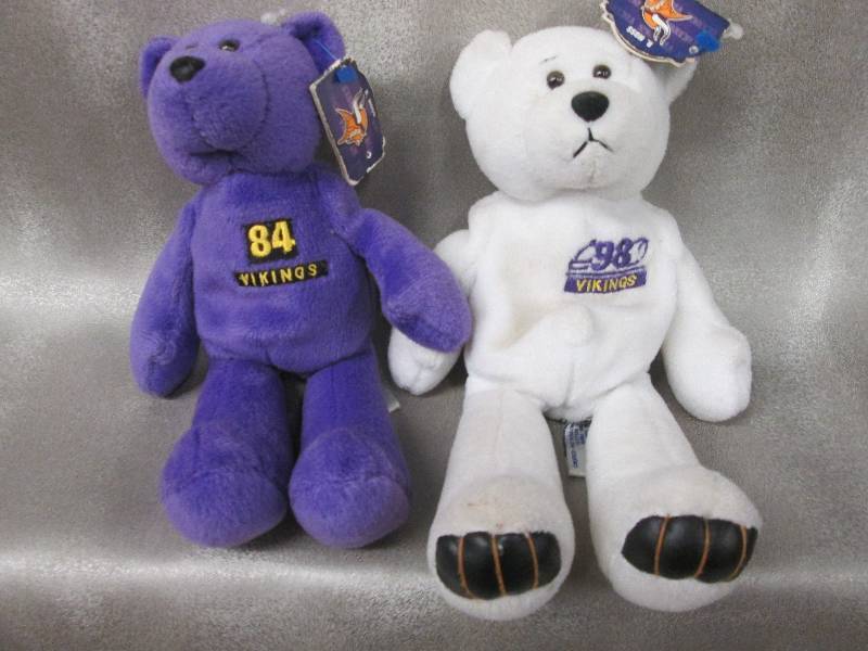 1 Pair Randy Moss Beanies...