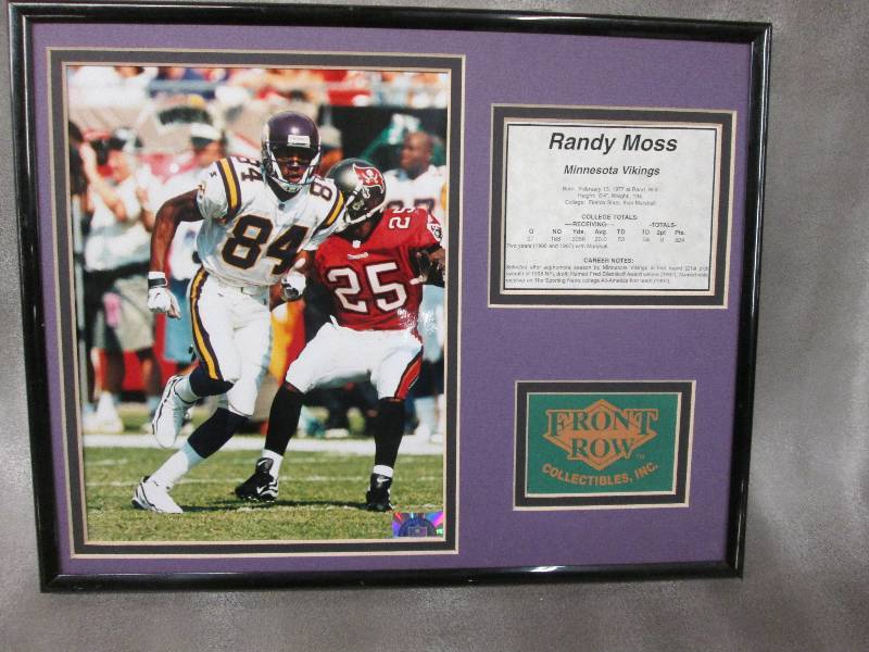 Randy Moss Matted Stat Sheet with P...