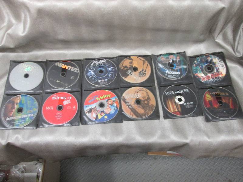 Lot of 20 Assorted Titles DVDs, no...