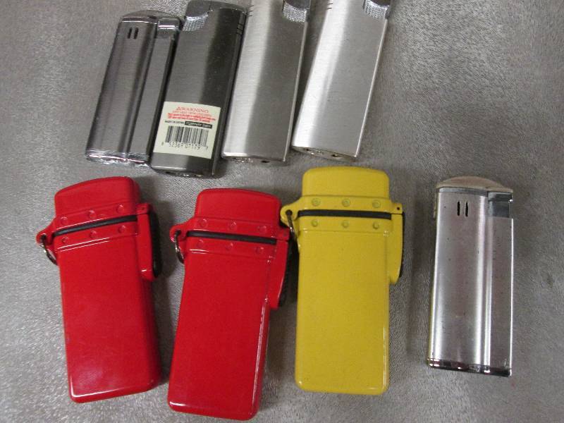 Lot of 8 Lighters...