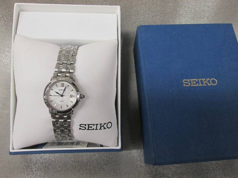 Ladies Seiko Watch Retail $270.00...