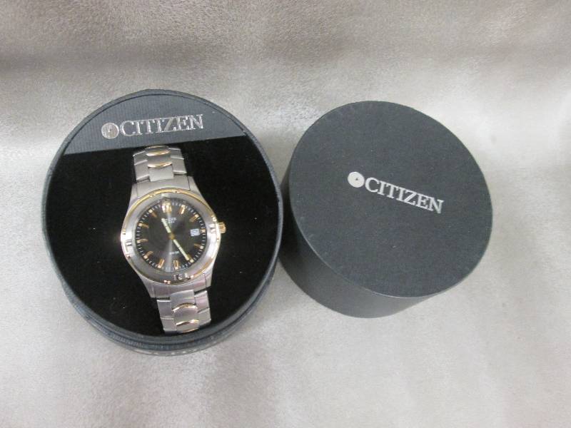 Citizen Mens Watch Retail $89.99...