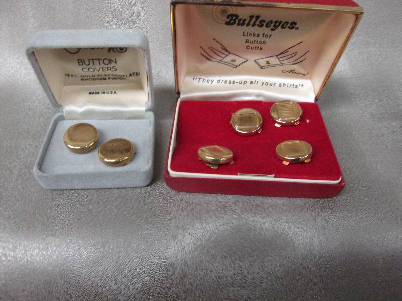 2 Sets Button Covers...