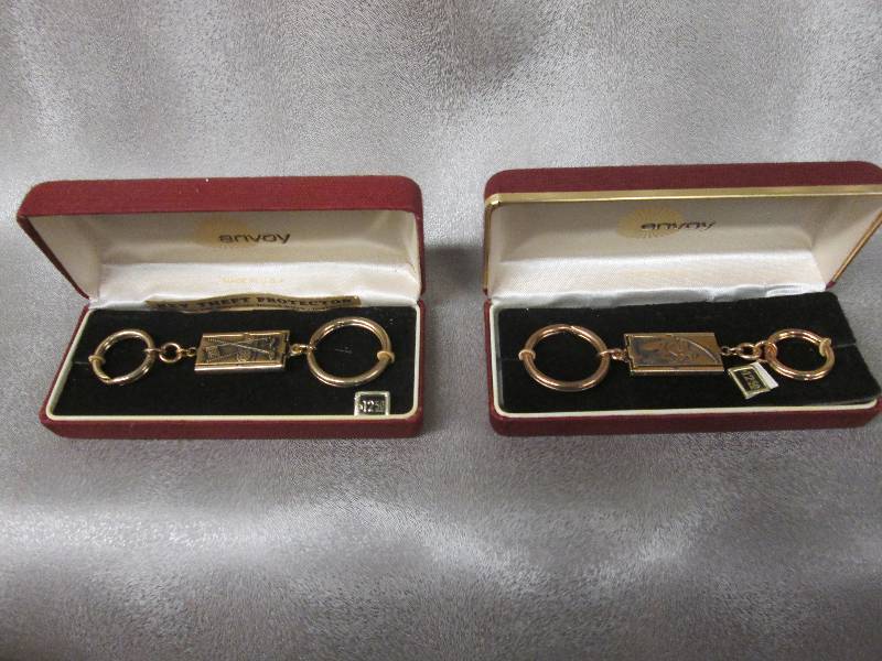 2 Each Key Rings Separate Instantly...