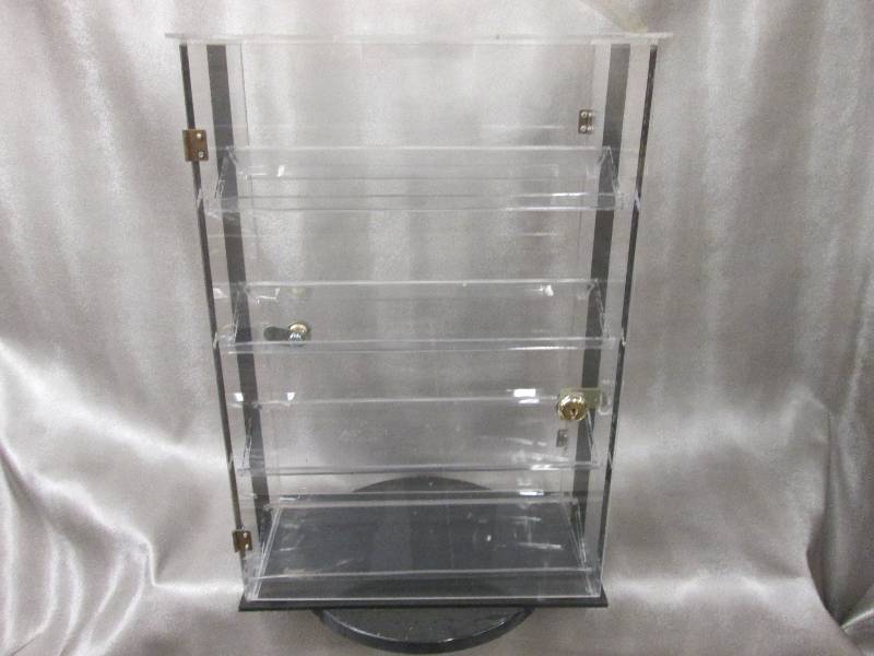 Swivel Display Case- no keys, 2 woo...