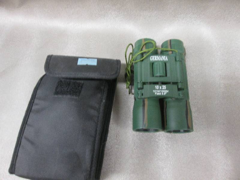 Germania 10x25 Binocculars with cas...