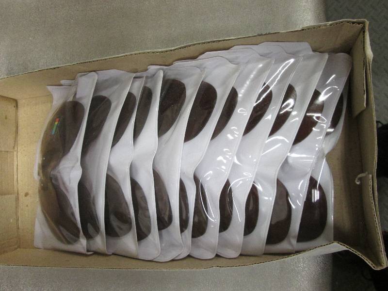 Lot of 11 Blue Block Clip on Sungla...