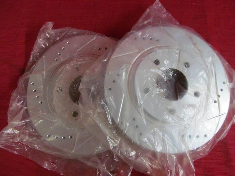 lot 49 image: Brake rotors