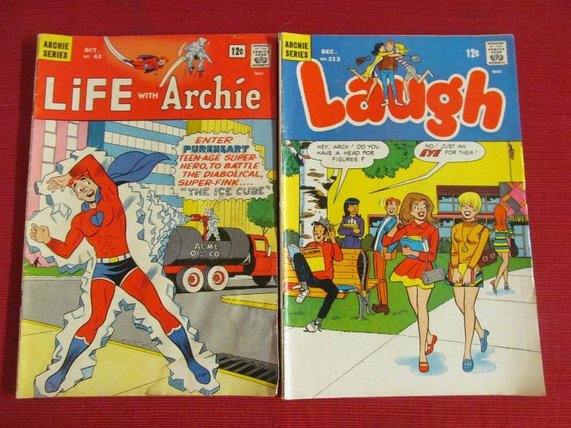 lot 125 image: Comic Books