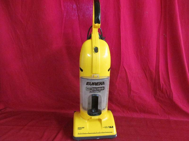 lot 196 image: Vacuum