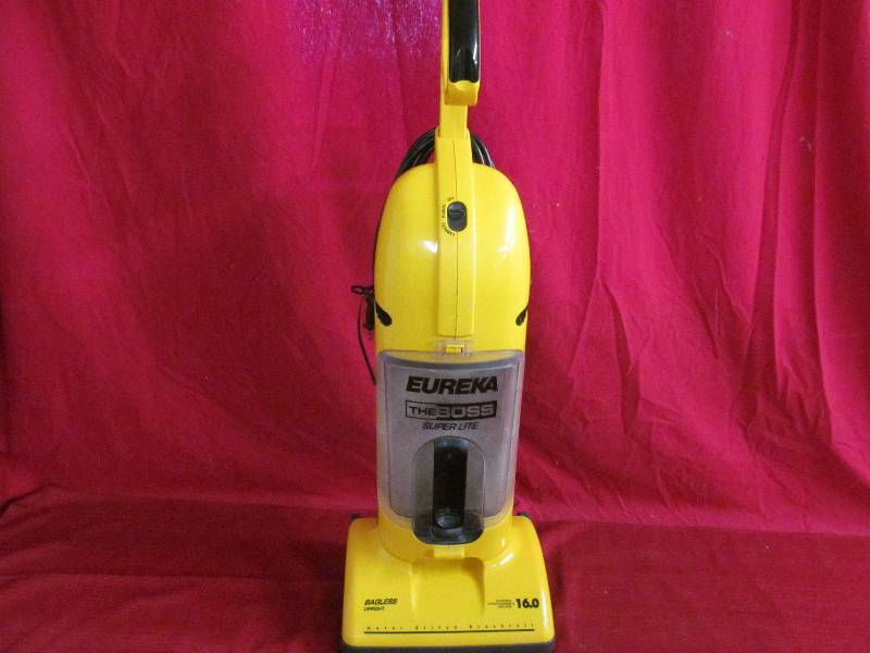 lot 197 image: Vacuum