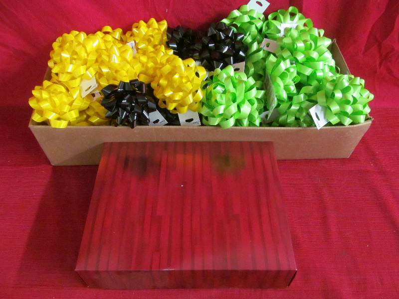 lot 211 image: Bows