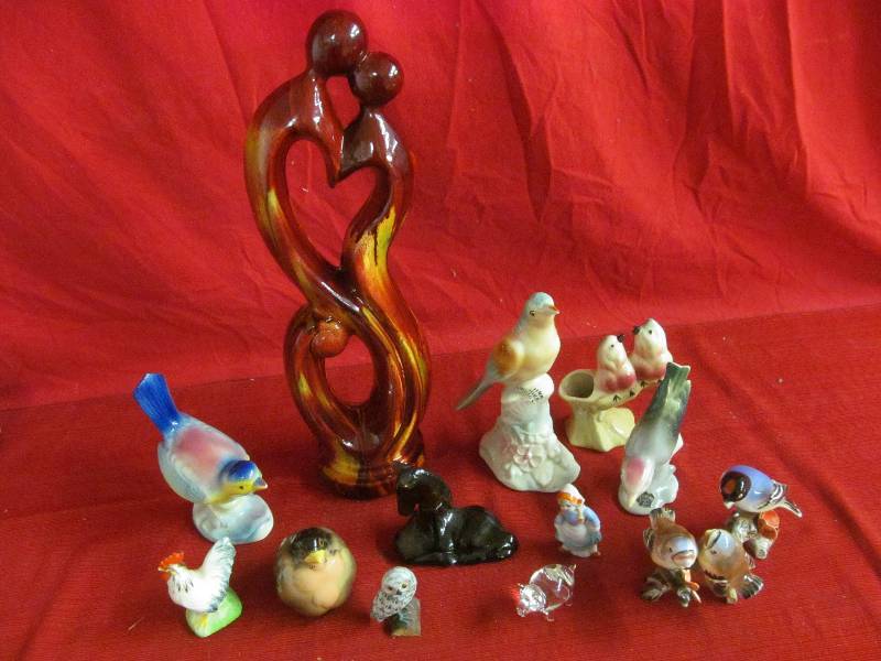 lot 217 image: Bird Figurines