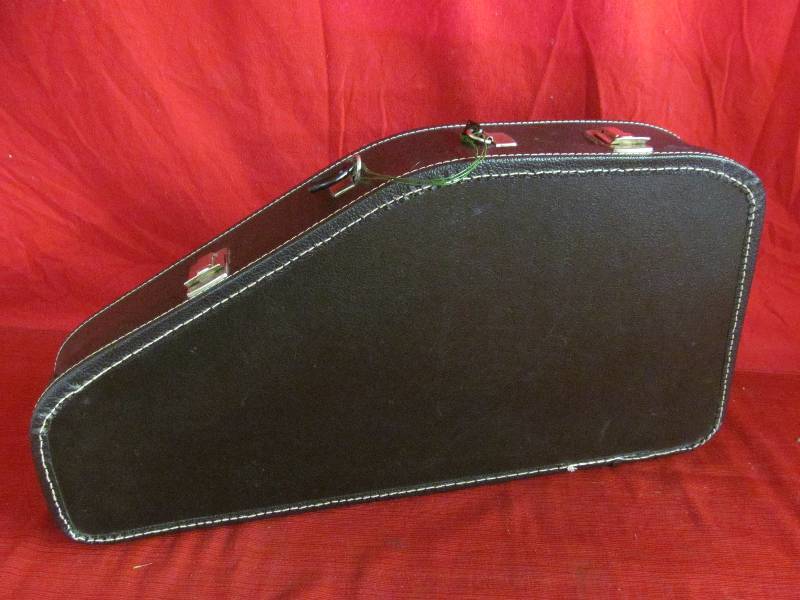 lot 218 image: Auto Harp