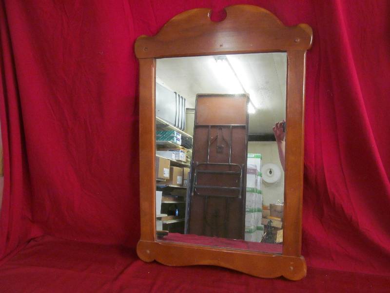 lot 223 image: Mirror