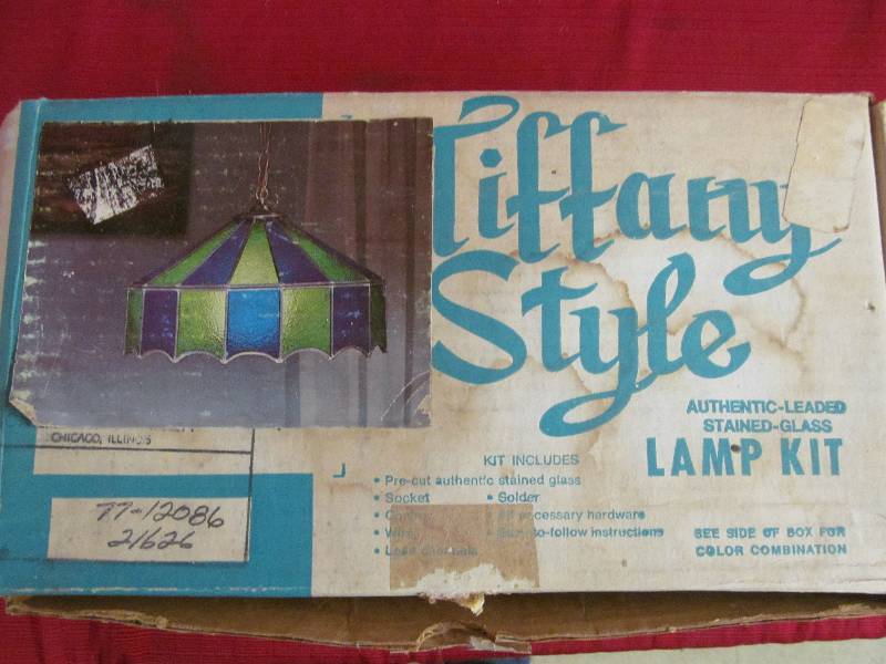 lot 229 image: Lamp Kit