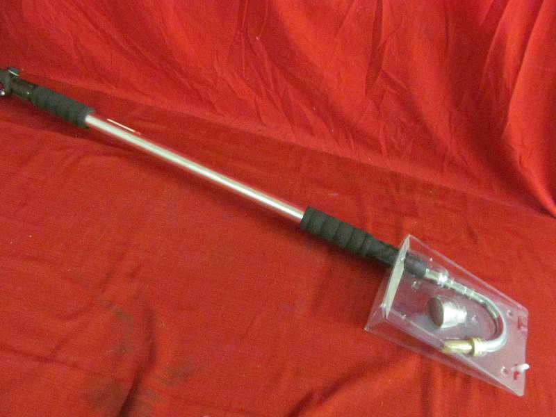 lot 235 image: Garden Spray Wand
