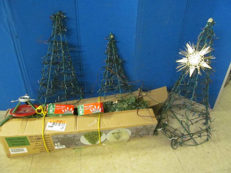 lot 237 image: Christmas Trees