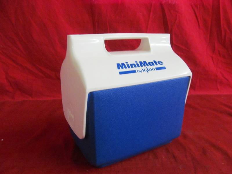 lot 249 image: Cooler