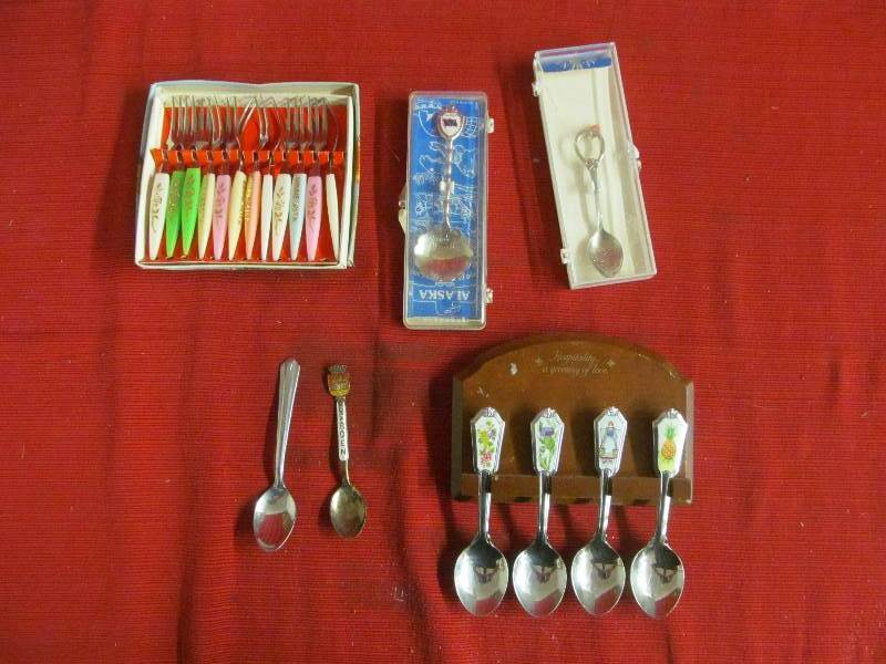 lot 262 image: Souvenir Spoons