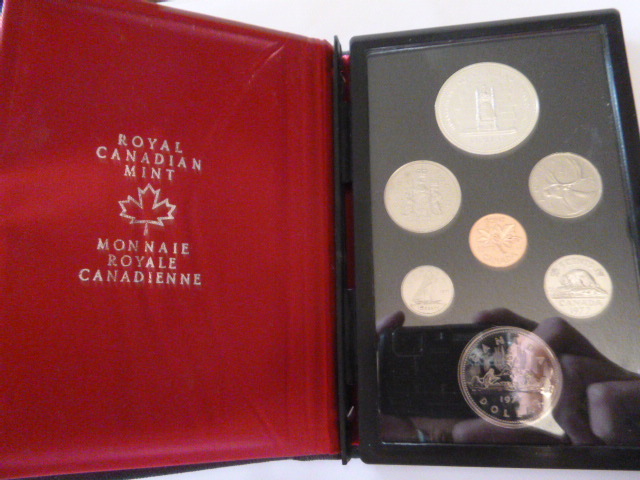 1977 Royal Canadian Mint Coin Set