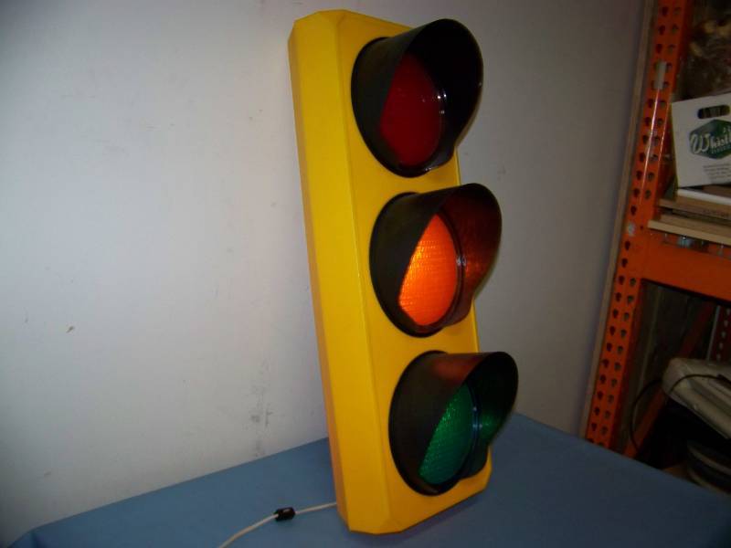 lot 38 image: Plastic, Traffic Lite