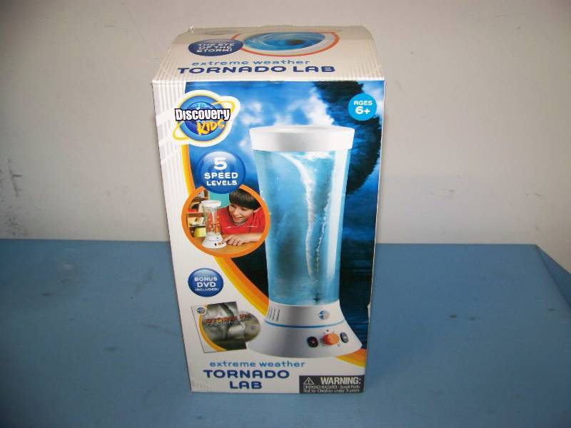 lot 53 image: Kids, Science Telescope  Invention Items, Magic Items and Model Rocket with Engines