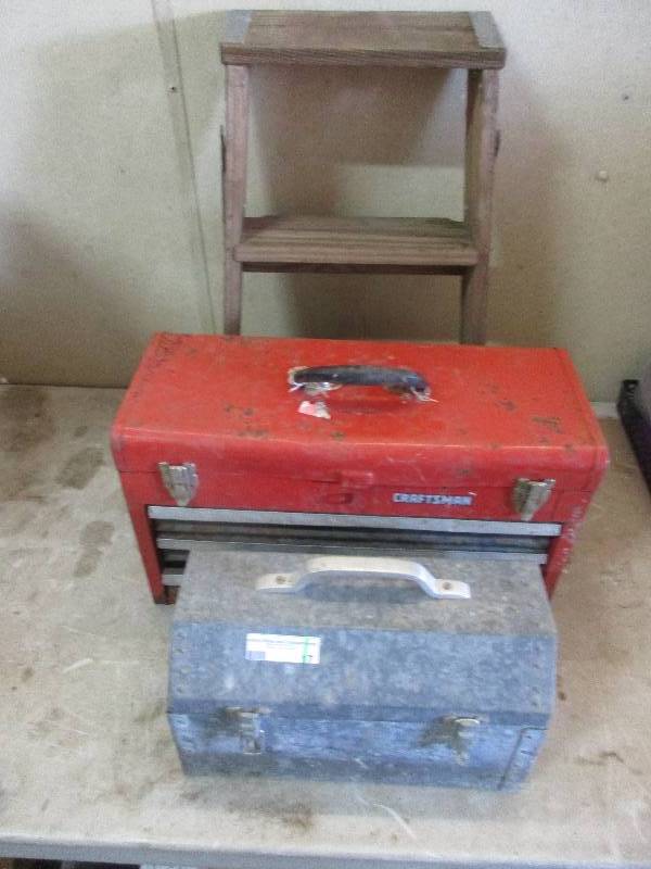 lot 17 image: 2 tool boxes and small step ladder