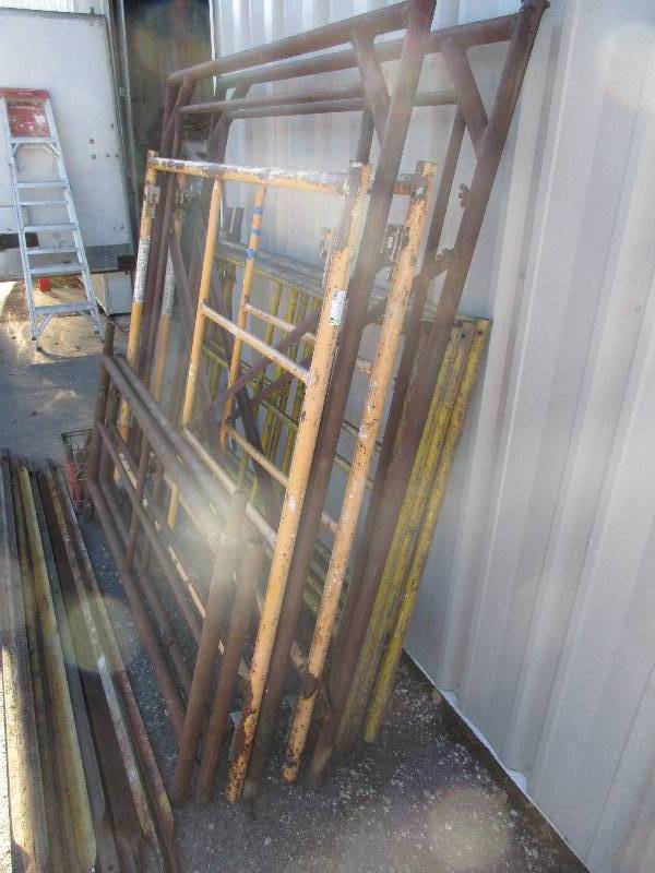 lot 43 image: scaffolding