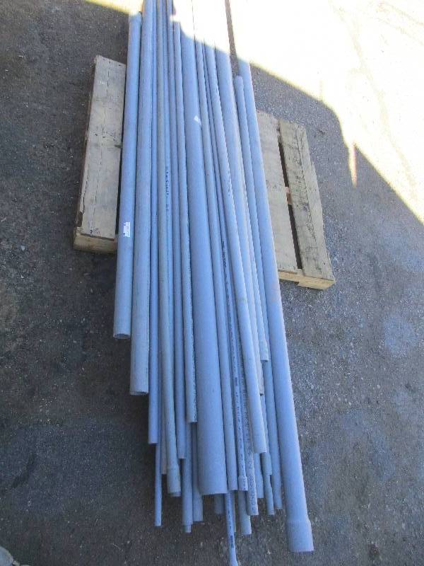 lot 44 image: pallet of conduitPVC pipe assorted sizes