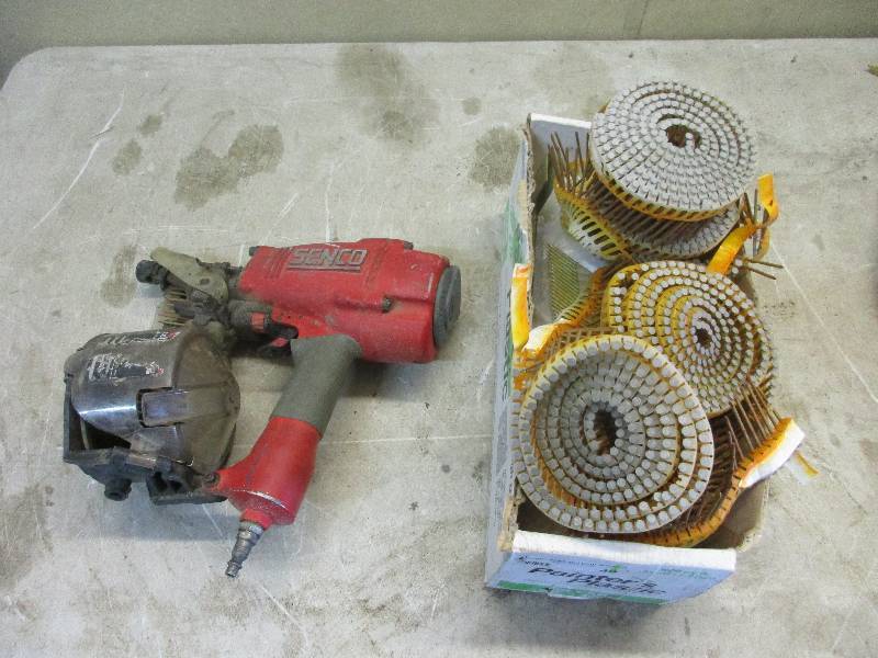 lot 49 image: Senco nail gun and nails
