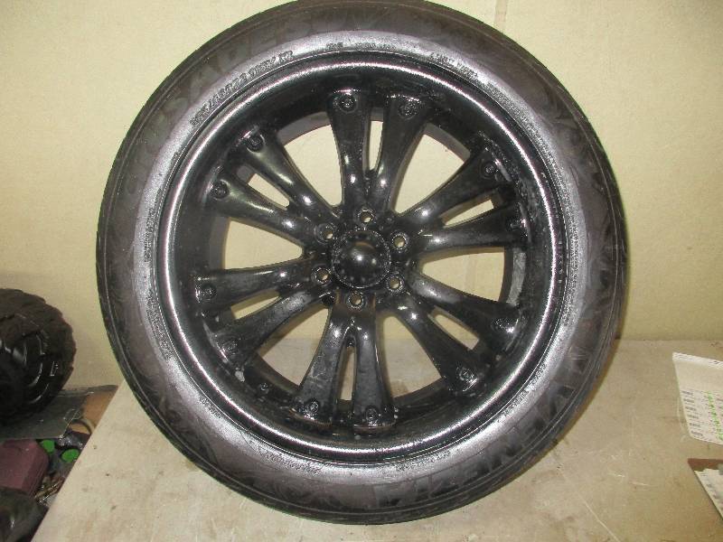 lot 102 image: 22 rims for chevorlet 6 bolt - 30545R22XL