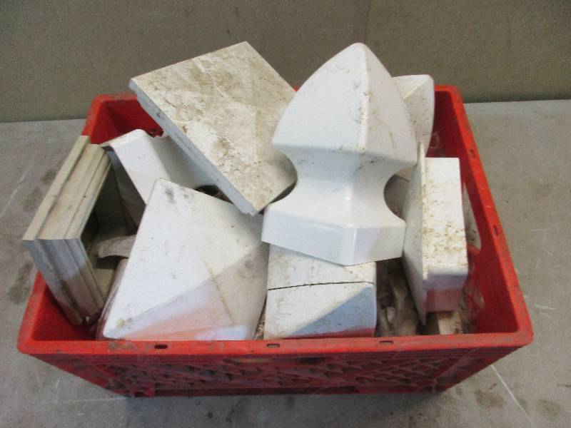 lot 157 image: deck materials - Caps