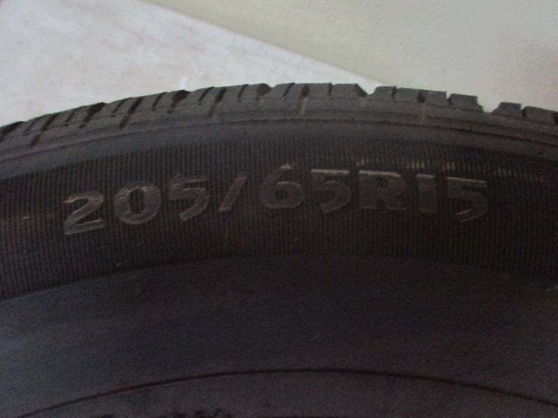 lot 181 image: 20565 R15 euro tour tire
