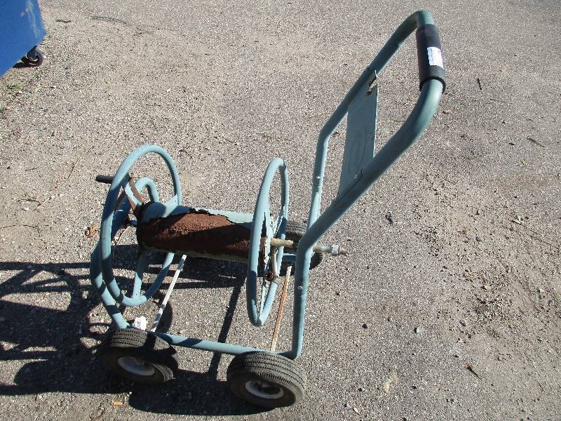 lot 196 image: hose reel 4 wheel cart