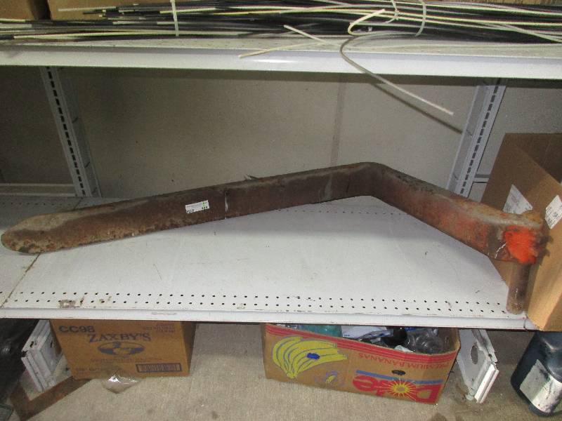 lot 138 image: 1- forklift fork