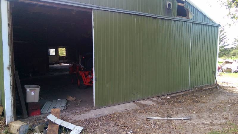 lot 212 image: Machine Shed Door