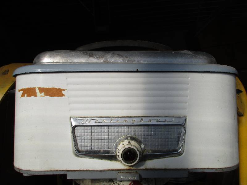 lot 250 image: 18 quart food warmer