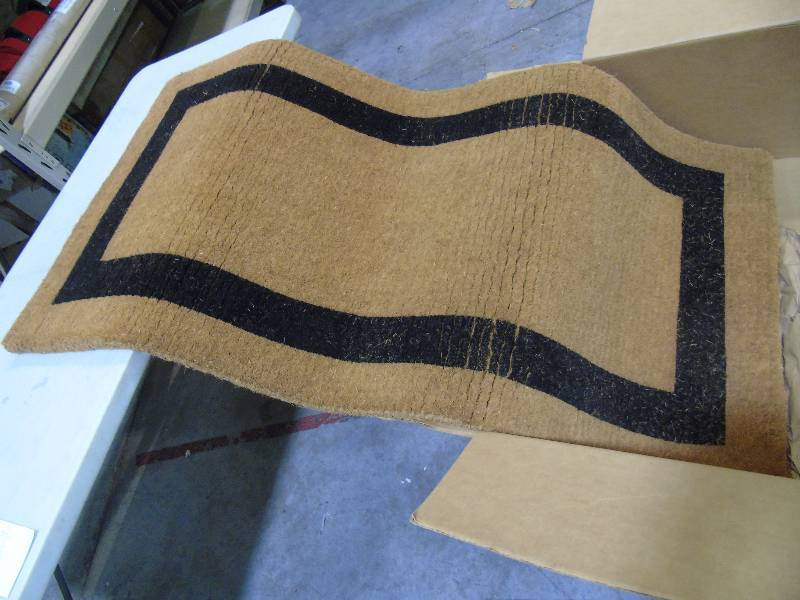 lot 40 image: Single Picture Frame Doormat Color Black, Rug Size 36 H x 72 W x 1.5 D