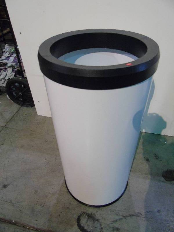 lot 82 image: Hailo Big Bin Quick 45 - White